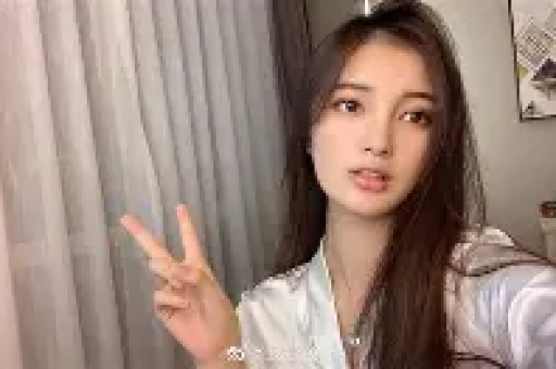 彻底凉凉！挣中国的钱还骂咱的女艺人黑历史被扒原来是惯犯