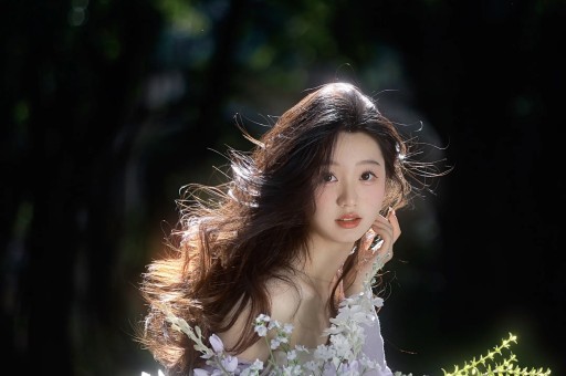 一天曝4个瓜！深夜泡酒吧、全身整容、被抓赵丽颖也被牵连