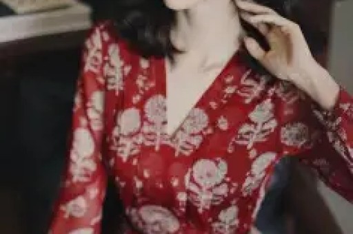 陪玩陪睡仅冰山一角！继关晓彤遭殃后千万网红再曝娱圈猛料